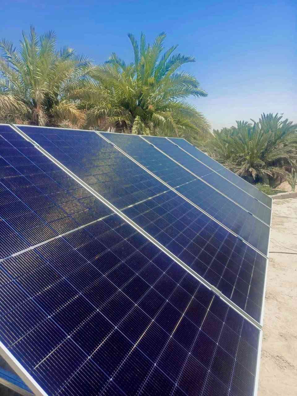 بسم الله وعلى بركه الله 
بيت اخر يودع انقطاع الكهرباء
بيت اخر يودع المولدات وضجيجها 
العم ابو سجاد  منضومه بقدره 
10            امببر نهارا 
8              امبير ليلا 
متكونه من 
#الواح جنكو 620 واط عدد 5
#جهاز فلستي  بقدره 4ك 
# بطاريه شيساج سعه 8ك واط ساعه 
مع بقيه مكونات االمنضومه من الحديد المغلون والجوزات واسلاك التوصيل
للاستفسار المراسله او الاتصال ***********
