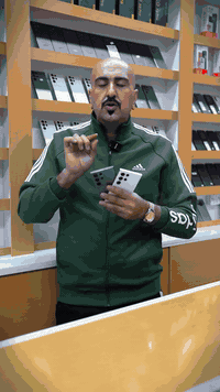 مكتب فلاكشب يقدم لك Samsung Galaxy S23 Ultra – نسخة يابانية 
بسعر 675 الف فقط

مستعملة بنظافة عالية جدًا، ذاكرة 256 جيجابايت، مع كامل الملحقات عند الطلب، والهاتف عربي بالكامل ويدعم تسجيل المكالمات.

🔹 المواصفات الأساسية:
الشاشة: 6.8 إنش Dynamic AMOLED 2X، دقة QHD+
المعالج: Snapdragon 8 Gen 2 (نسخة اليابان)
الذاكرة: 256 جيجابايت + رام 12 جيجابايت
الكاميرات الخلفية: 200MP + 12MP + 10MP + 10MP
الكاميرا الأمامية: 12MP
البطارية: 5000 مللي أمبير، دعم الشحن السريع والشحن اللاسلكي
ميزات إضافية: يدعم تسجيل المكالمات، مقاومة الماء والغبار IP68، بصمة تحت الشاشة، 5G

🔹 لماذا تشتري من مكتب فلاكشب؟
✔️ الهاتف عربي بالكامل
✔️ مستعمل بنظافة عالية جدًا (أخو الجديد)
✔️ فحص كامل أمامك
✔️ أسعار منافسة وشفافة
✔️ توفير جملة ومفرد
✔️ الكروة علينا إذا جيت للمحل
✔️ التوصيل مجاني داخل بغداد

📍 العنوان: بغداد – حي الجامعة – مجمع الربيع بيوتي
📞 للتواصل: ***********
🚚 التوصيل مجاني داخل بغداد
