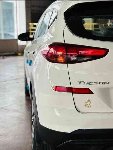 سلام عليكم للبيع توكسان موديل ٢٠٢٠ وارد خليجي سياره كير مكينه تبريد حداديه تخم تاير كله جديد بدون اي نقص سياره نظيفة وجديدة مواصفات طن فول
شاشه
كامره
تحكم ستيرن
شاحن واير ليس
لد امامي 
بصمه
مري شفط
اشاير بل مري
كشنات كهرباء
لايت خمس عدسات
العنوان بغداد البياع معارض البياع السعر ١٥٠وبيه مجال للطيبين فقط لان محتاج راح ابيعها ابنتي مريضة نسألكم الدعاء
*********** خط وواتساب ايضآ
