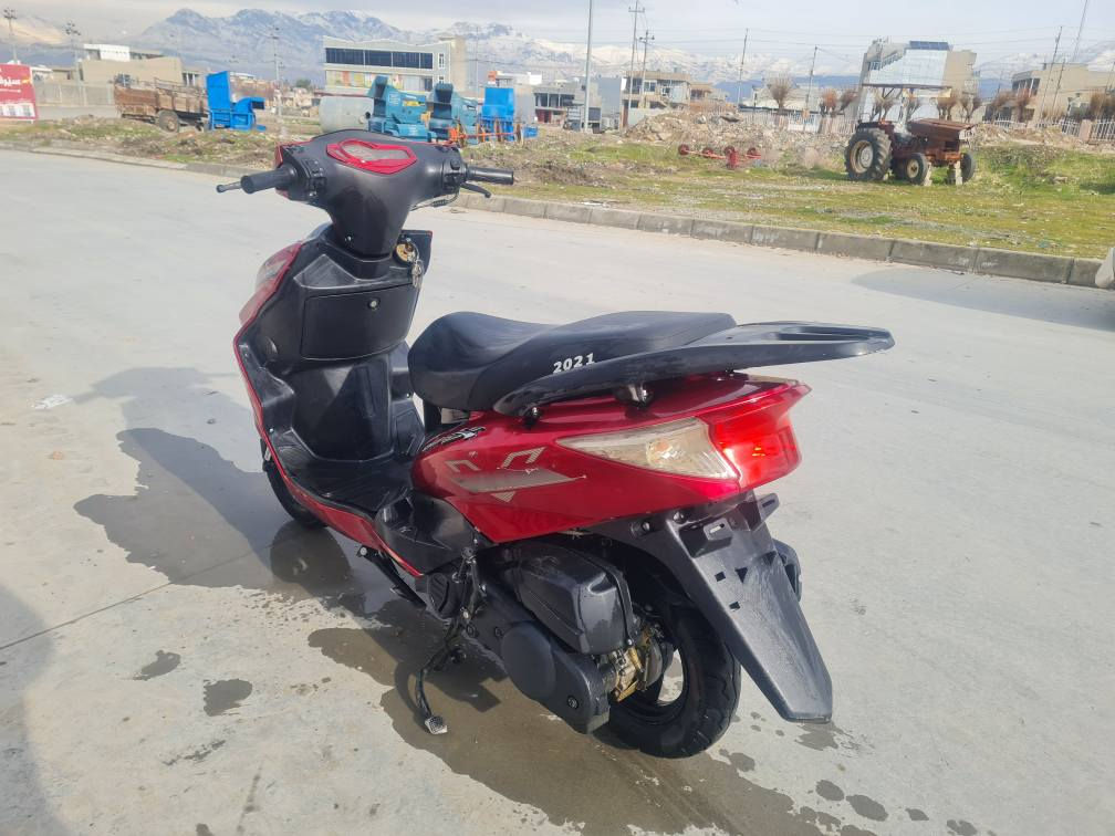 ماتۆڕ یامەها مۆدێل 2021 ماتۆڕەکە خاوێنە 
4000 ڕۆشتوە شتێکی جوانە بەس ماشا اللە ی دەوێت ماتۆڕەکە مەزبوتە توندو تۆڵە مەکینە 125 مەکینەوشت هیچ حەیبی نیە
سعر 650هەزار و مەجال
کێویستی لەخزمەت داین شوێن قەڵادزێ 
ڕەقەم تەلە فۆن: *********** بشدار, السليمانية
