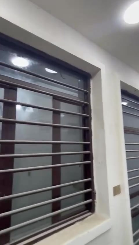 دار للبيع مساحه 60 متر سند 25 العنوان سويب قرب الشارع العام بيت غير مسكون بناء حديث بسعر مناسب 
***********
