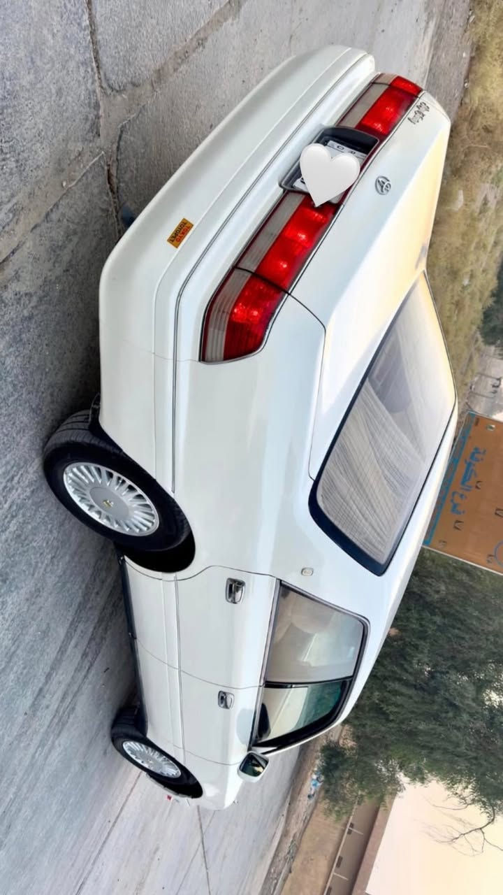 السلام عليكم راس الثور للبيع موديل 1995مكفوله من صبغ وضربه ونقل الجثه والكصه مكينه  بيهه فقط براص ففيتي 2500 فيشتين وبطل تخم تاير جديد  مكاني نجف هزه ورقم جديد انكليزي  السعر 95 وبيهه مجال الاستفساراكثر الإتصال على الرقم***********
