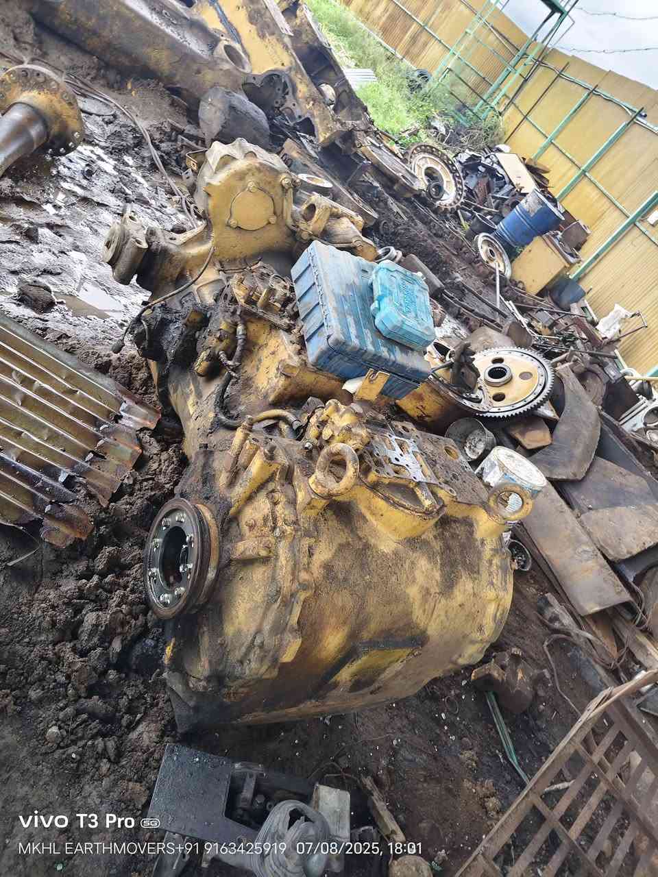 ALL TYPES OF DOZER SPARE PARTS AVAILABLE 
+91 9163425919 WHATSAPP.
BEML BD355,BD155,BD85,BD80,BD65,D155, KOMATSU D355,D80,SANTUI ETC


**إذا كنت صاحب هذا الإعلان وتريد حذفه لأي سبب، رجاءا أرسل رسالة إلى الدعم الفني**