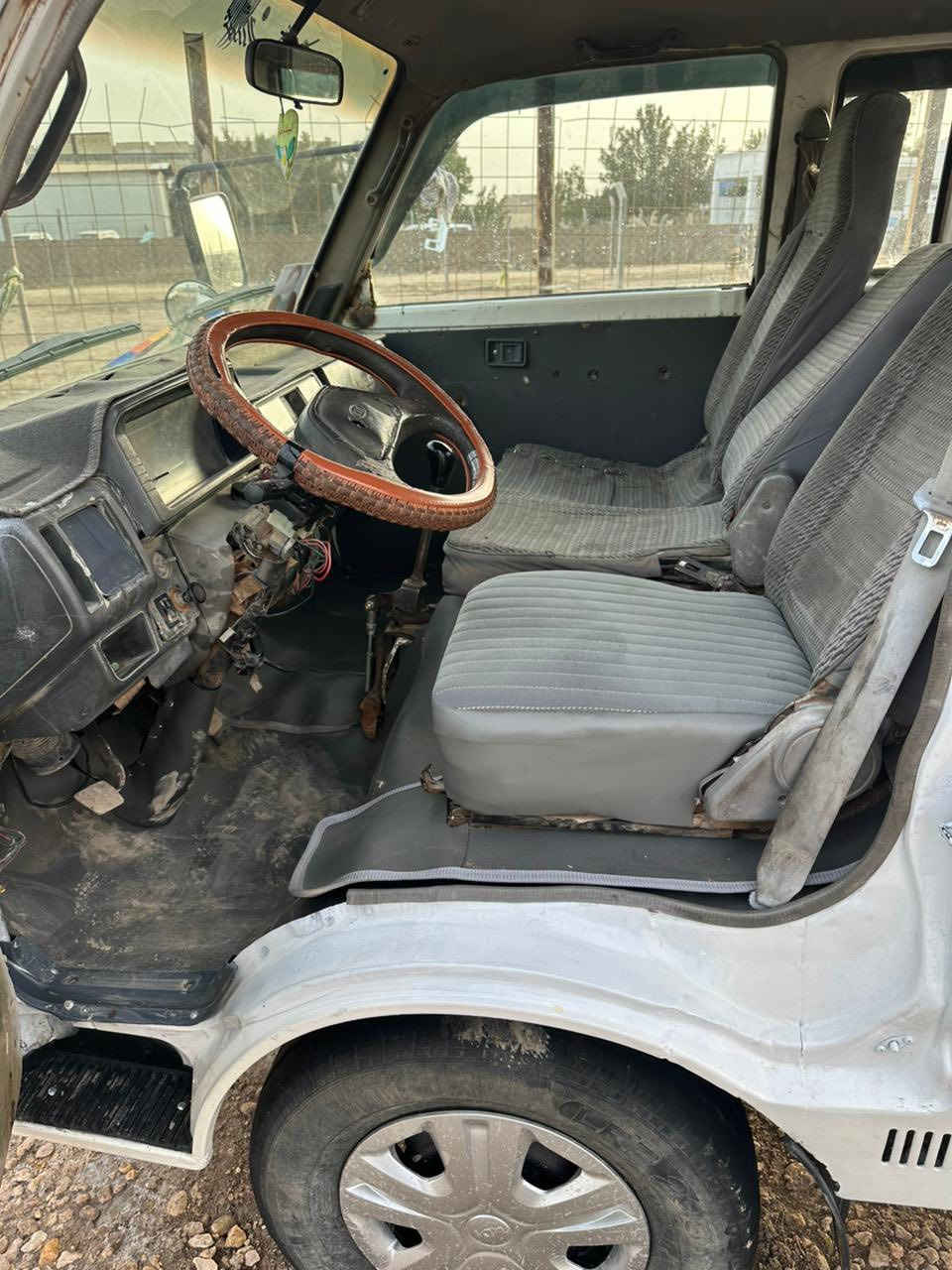 سلام عليكم كيه بنكو موديل94 نجف سنويه ل27السياره 6جنكال مكفوله من مكينه وكير وكسن وشاصي ورقم شاصي حداديه  الساره محجره وجاهزه مال جناي السعر 48وبيه مجال  العنون بابل الستفسار اتصل ***********
