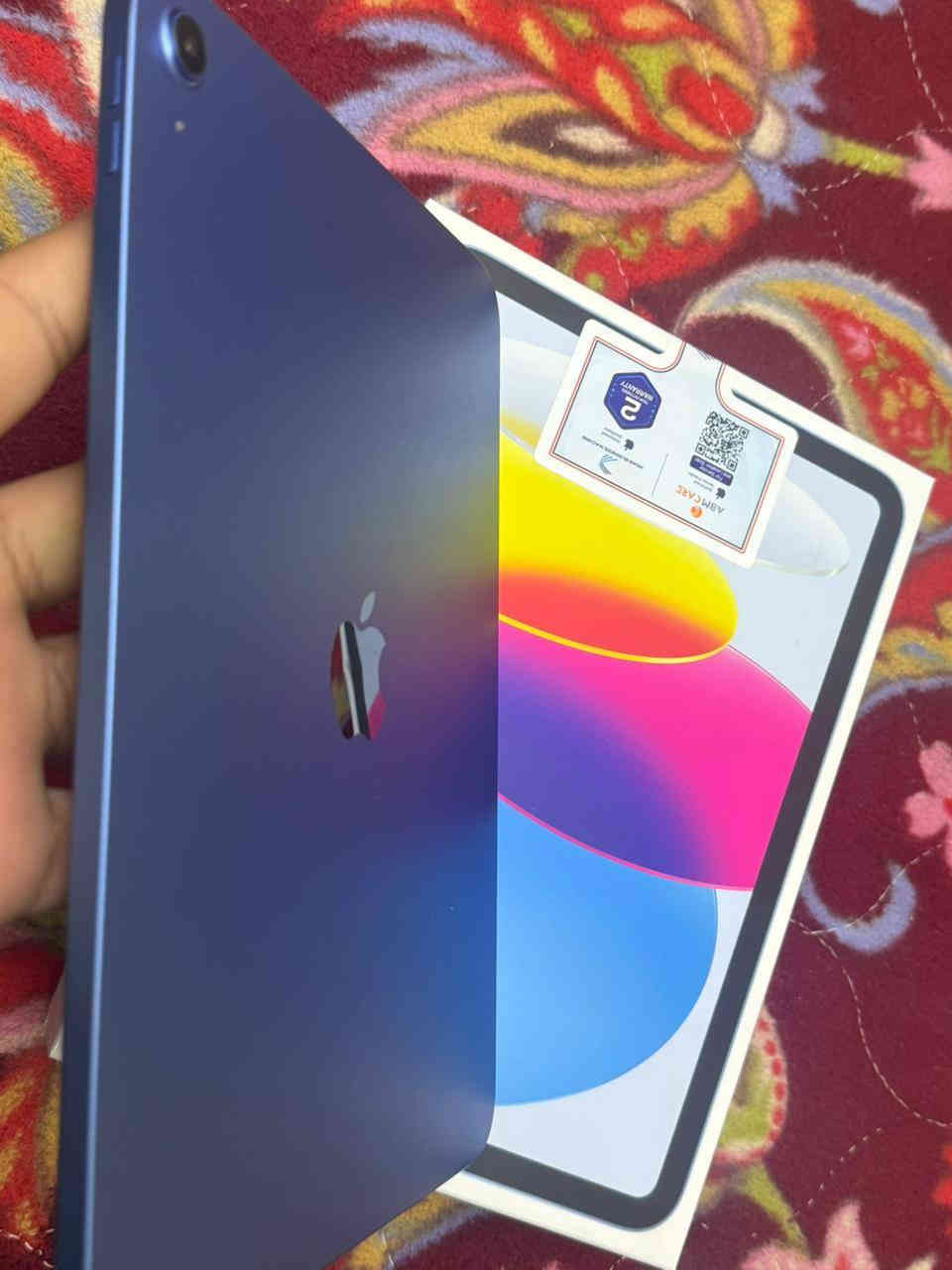 السلام عليكم ايباد ايفون للبيع
 ذاكرته ١٢٨.
بطاريته ٩٩
الايباد ما مستعمل اهواي. أخذته للدراسه.
اي شخط مابي نضيف بمعنى الكلمه.
بي لزكه اصليه. شديتها ب ١٥ الف الأصليه
كارتونه مالته. وياه ++شاحنته الأصليه.+بصمه شغاله 
سعره من الاخير ٤٠٠ قفله.. الله شاهد الايباد معتز بي وضامه ماا مستخدمه اهوايه.. وكدامكم الصوره تحجي نضافه الايباد.
عنواني بغداد البلديات المضمار شارع الحشد الشعبي
توصيل ماعندي و ارجو المعذره من الجميع.
للاستفسار ***********
