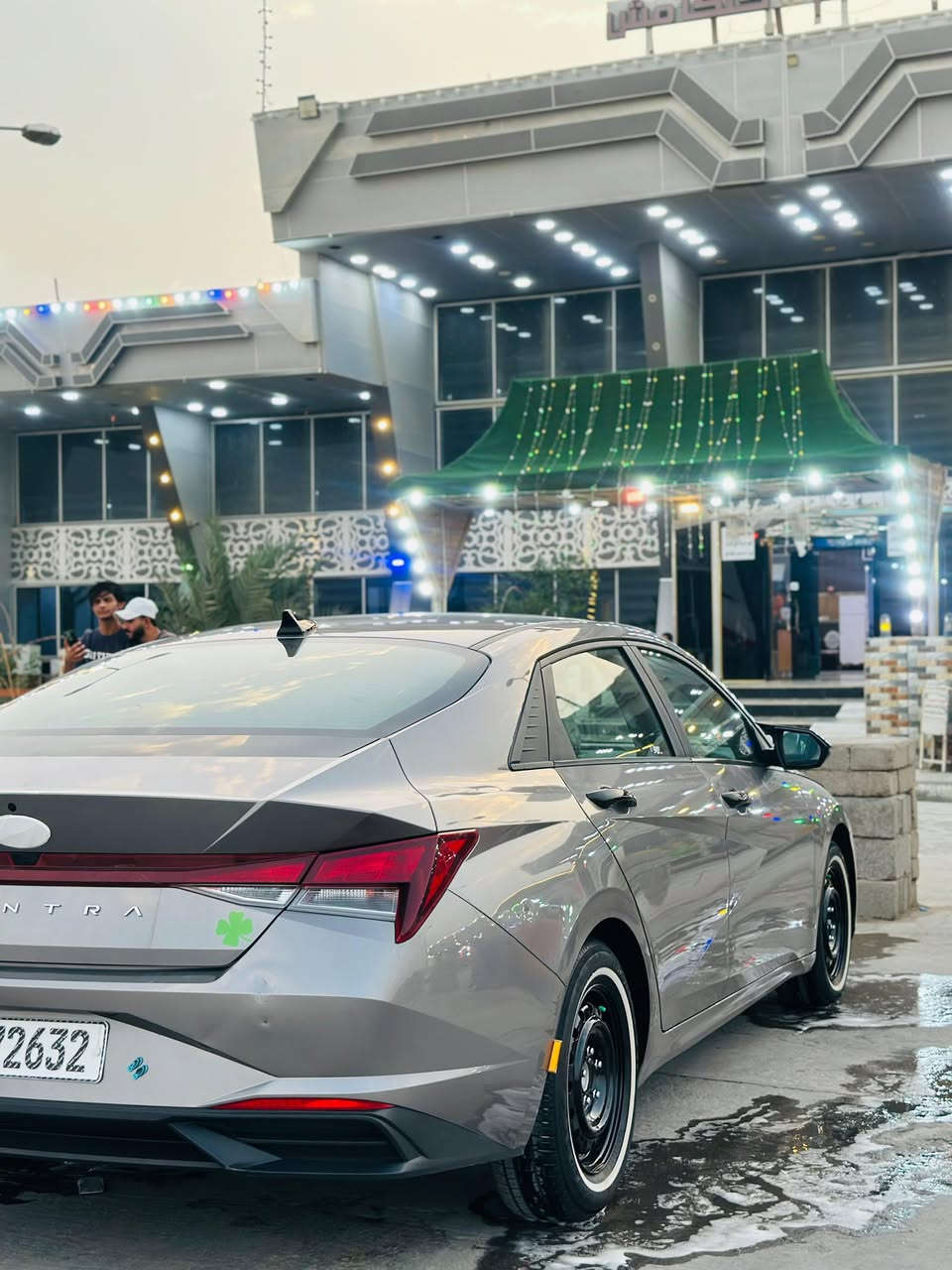 السلام عليكم النترا 2023 وارد امريكي
سياره ماشيه 42 

رقم ذي قار معوقين وكالة عمومي 

سياره بيها بنيد مبدل وجاملق يسره صبغ وبل قبق مال بانزين شبرين صبغ 

مكان سياره بصره 

سياره دوشمه خليه ورضيات سفاري لد دشبول 

نص فول مواصفات معروفه بصمه تشغيل عن بعد 3 انضمه قياده مثبت سرعه وبعد هواي مواصفات 

س145

رقمي :***********
