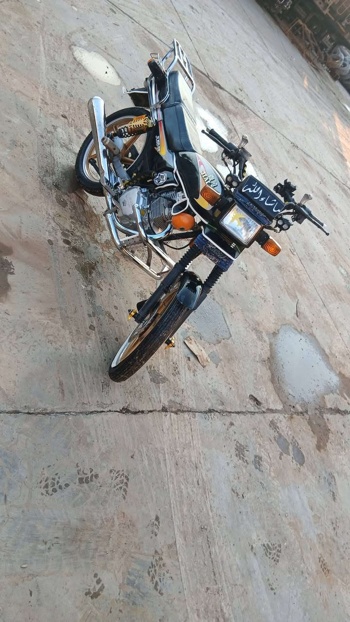 للبيع جالنك سوري مثل مو بل صوره
كهربا كلو شغال جهاز تحكم عن بعد 
مكينه كبس بشرط مابي اي صوت  عزم نار 🔥🔥
تواجد أربيل مامزاوه للتواصل واتساب او اتصال 
*********** 
ملاحضه  وياا كماليات تبعات الشركه كلهن موجودات يعني قطعو كامله
