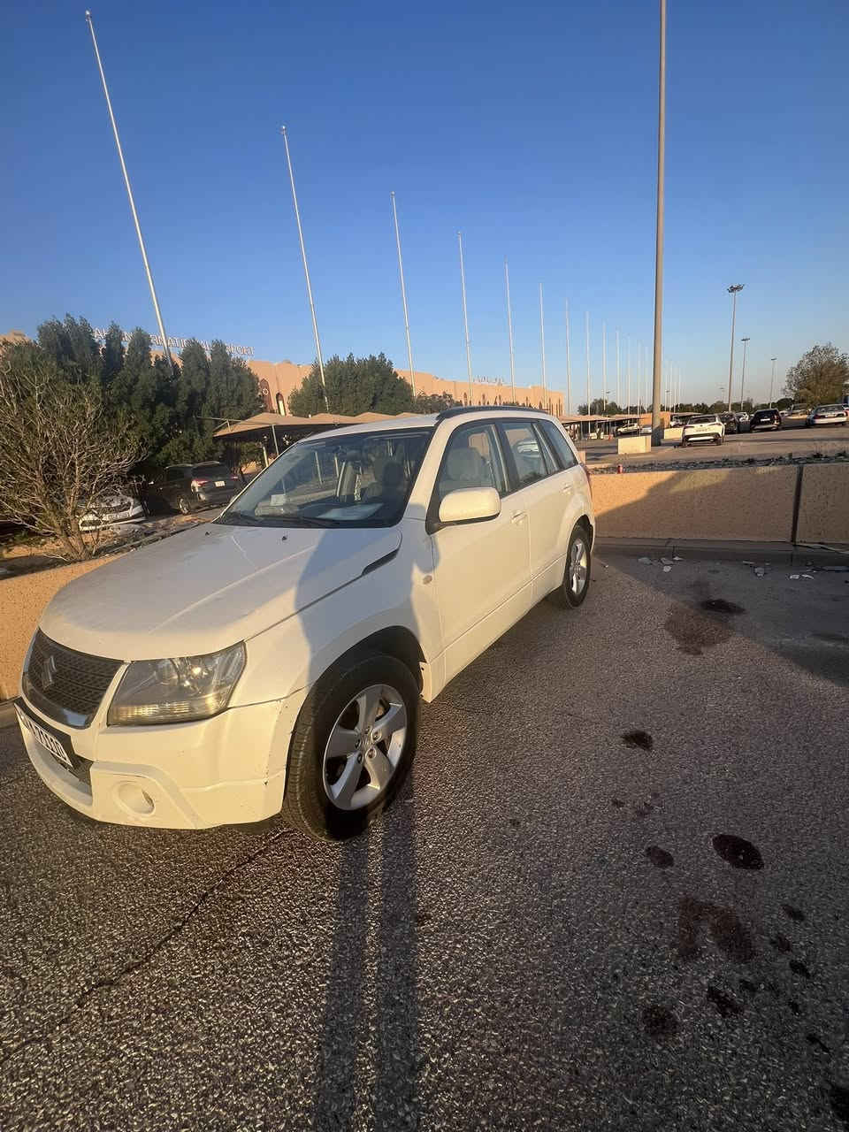 سلاام عليكم سياره سازوكي مديل 2011سياره مكفوله جديده وماناقصهه شي كهربائيات كلهه شقاله محرك وكير مكفول للبيع شرط لتحويل السعر 85ورقه المكان البصره الهارثه قرب طاقه لكهربائيه *********** او هاذ بي واتساب ***********
