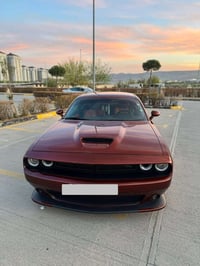 Dodge challnjer 2020 R/T بدون صبغ ٣ مكان بارد رقم اربيل بصمة شغال  كام...