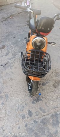 ماطور شحن • ٢٠٢٤ • ٤ بطاريات