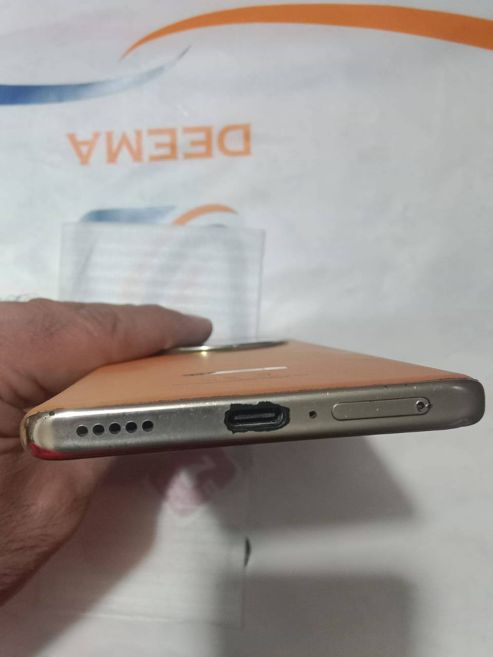 هونر X9c
بيع فقط فقط بدون مرواس

ذاكرة256
عشوائية12

 كلشي شغال

ب325
مكاني بغداد الحرية
قليل متواجد عالفيس 
للأستفسار  ***********
