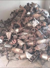 بيع وشراء جميع انواع الصالنصات والحجر البيئه لكافه انواع السيارات الوا...