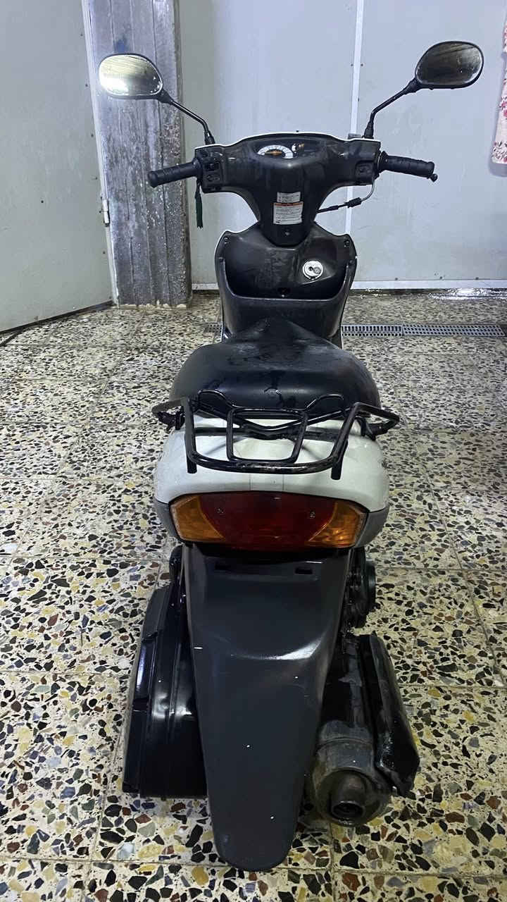 السلامً عليكم دراجة للبيع نوع ادرس السعر 350 نظيفة شلعة ومعدل ستناد كهربائي و ستاند عادي المكان البلديات ***********
