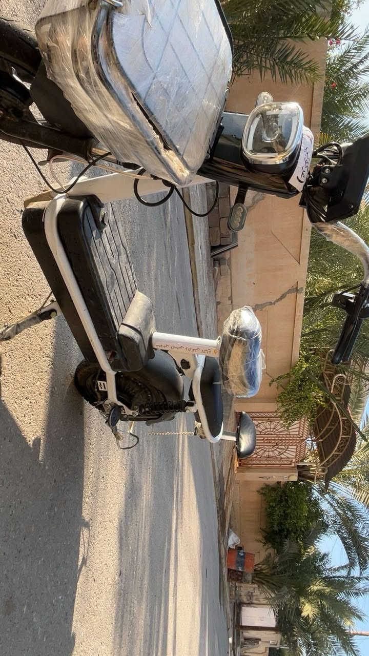 السلام عليكم
ماطور شحن حجم 14 للبيع مستعجل 

ماصارلي شي من طلعتو من الشركة جديد لوك

كلشي ما ناقصو

موديل: 2025

حجم: 14

سرعة: 48

المسافة يمشيك بالشحنة: 30km

سعر: 400 وبي مجال 

بطاريات جدد ملف جديد كلها مال شركة بعدها جديدة شاشة شغالة اشاير يمين ويسار لايت زينون فقط عالي للاستفسار اكثر علق واجاوبك خاص او الاتصال ع رقم او الواتساب

***********/***********
