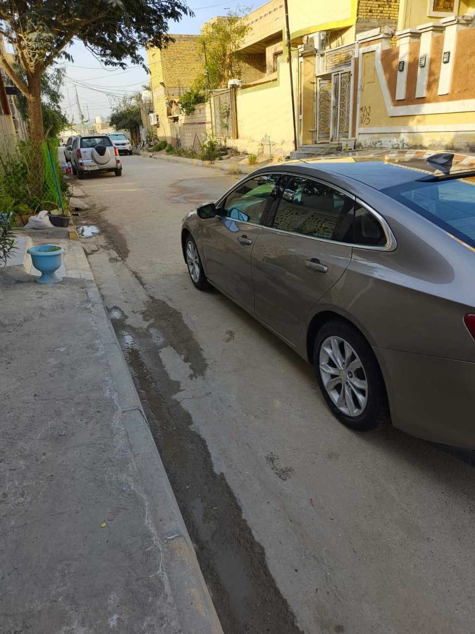 السلام عليكم 
ماليبو ذهبي موديل 23 أصل 
 حرة بأسمي اداورلك ثاني يوم
بصمه تحكم عن بعد شاشه 
انذارات وحساس شغال
كير ومكينه كفاله 1.500 تيربو
 فول مواصفات ماعدهه الفتحه
مبدل بابين بيها فقط الباقي كفاله
العنوان. ناصرية الاسكان الصناعي 
غير متواجد على الفيس
 رقمي ‏‪0782 159 1450‬‏
