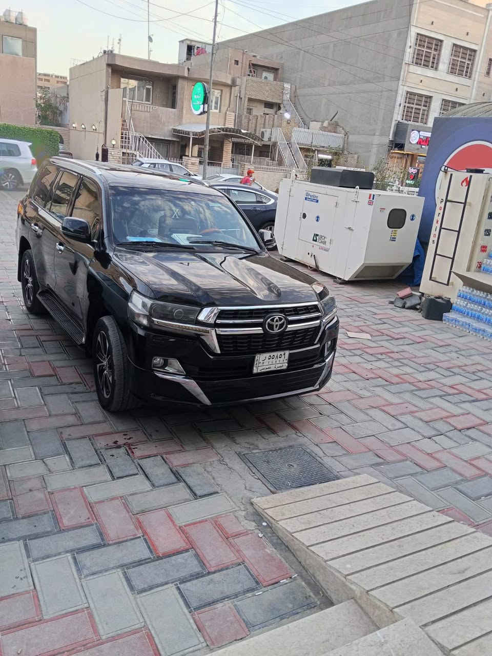 سلام عليكم يوجد بيع او اقساط

تويوتا لاندكروز vx.r محرك 8 سلندر 5.7 موديل: 2015 محدثه 2021 فول مواصفات 

للاستفسار عن السعر رقم الهاتف : ***********
