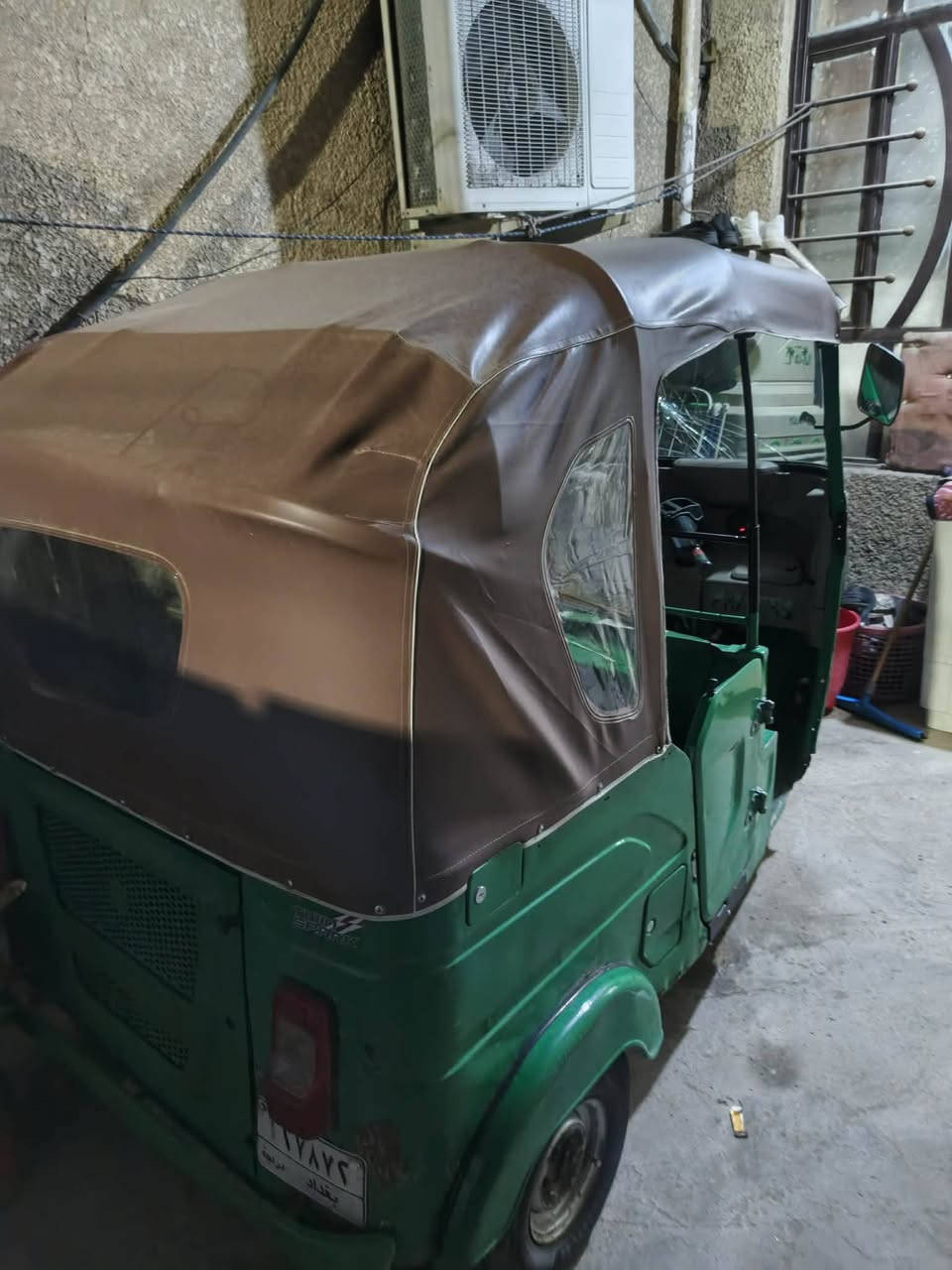 سلام وعليكم
سلام وعليكم 
تكتك 21 مثل  ما موضح ب تصوير  تكتك خير من الله كبل لشارع رقم وسنويه تحويل ثاني يوم / المكان بغداد الزعفرانية شارع الكهرباء متواجد ع رقم فقط !  / ***********
