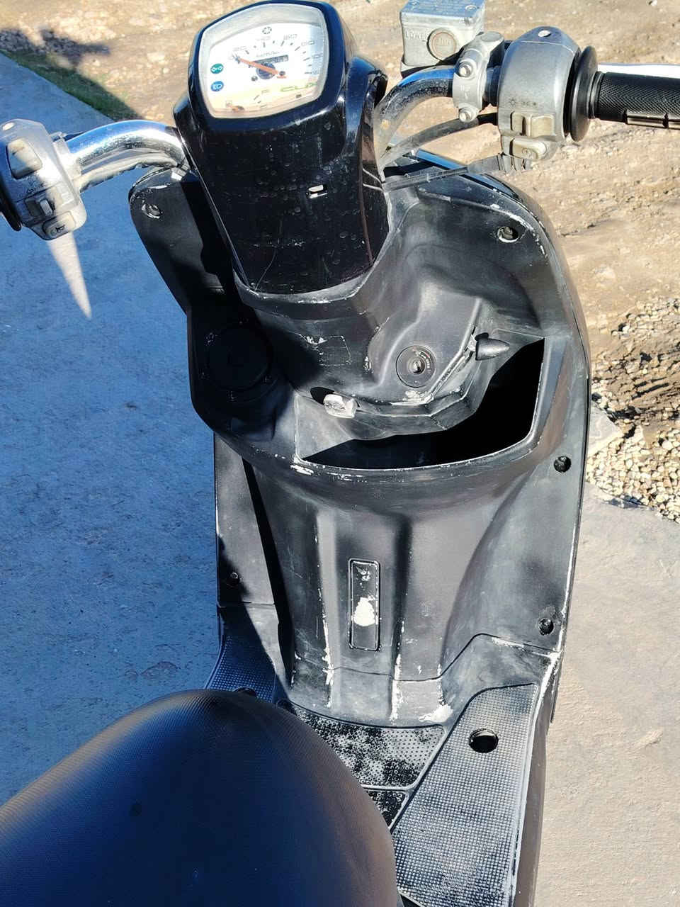 اسلام عليكم بوليسي البيع بلاديه الدرجه ختم واحد كله ويه المكينه المكان حله حي العسكري ***********
