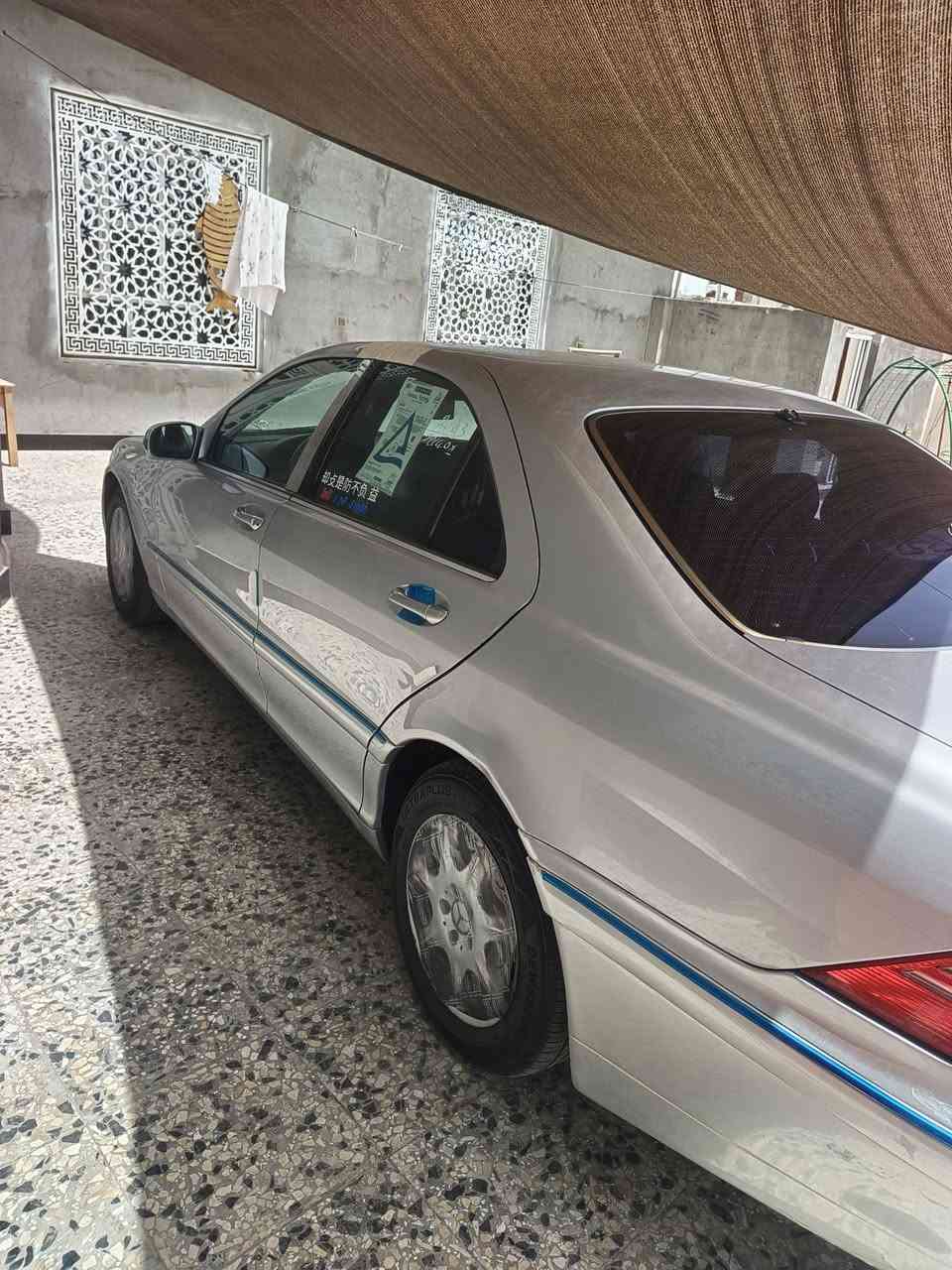 سلام عليكم (سياره جديده)
مارسدس موديل 2003
سياره كلشي شغال بيه تبريد فول
سياره فول مواصفات بيها بنرامه 
سياره ما ممكصوصه
عنواني بصره 
***********
