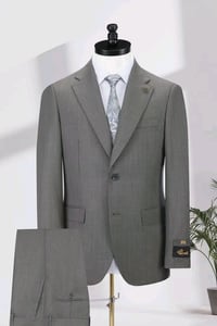 بدله رسمية • قطعتين • مقاسات ٤٤-٦٢