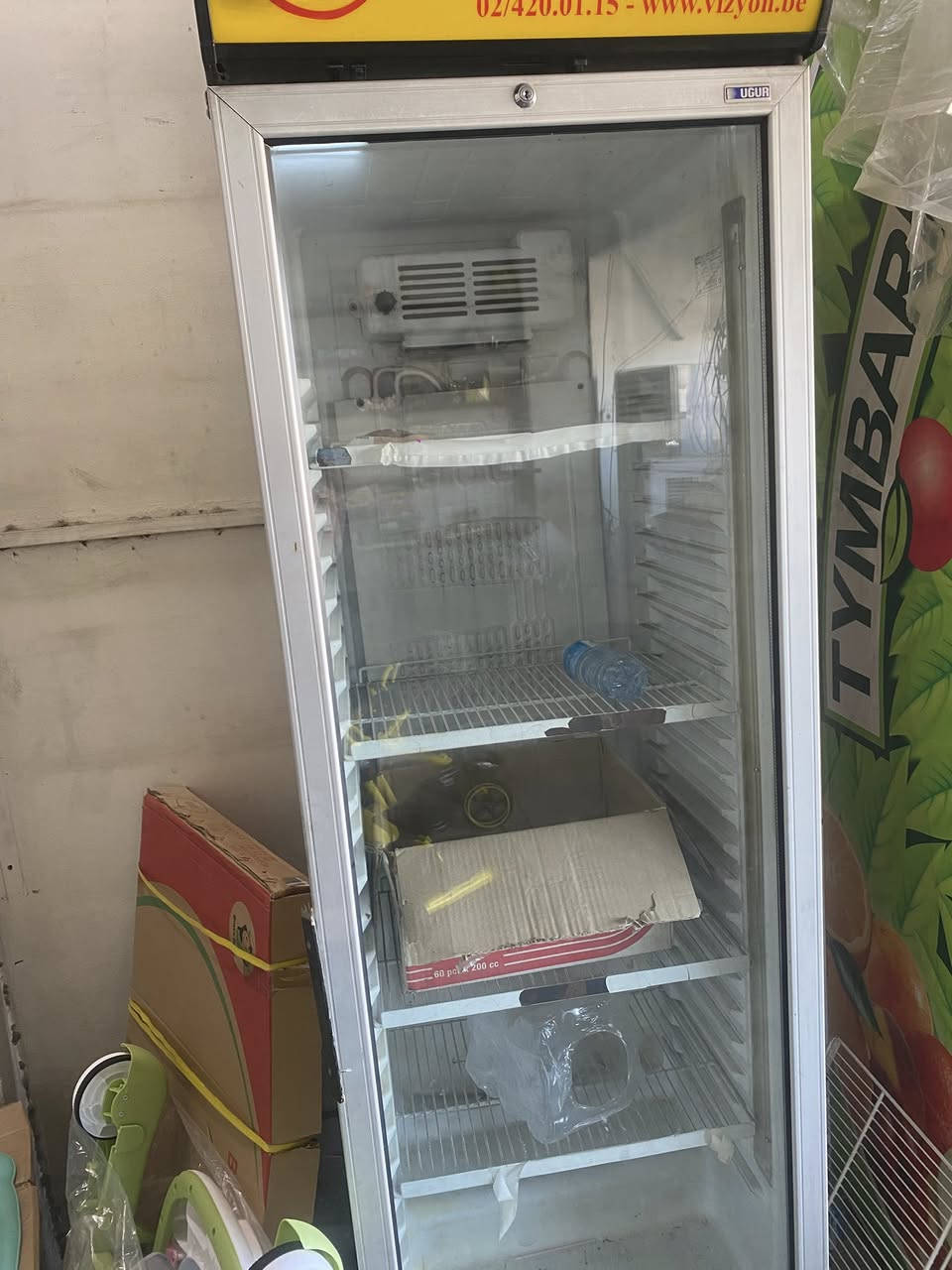 برادات محل تلاثة للبيع كله جديد بعده ونضيفات شرط الفحص  كل وحده بسعرها 
للاستفسار اكثر 
***********
