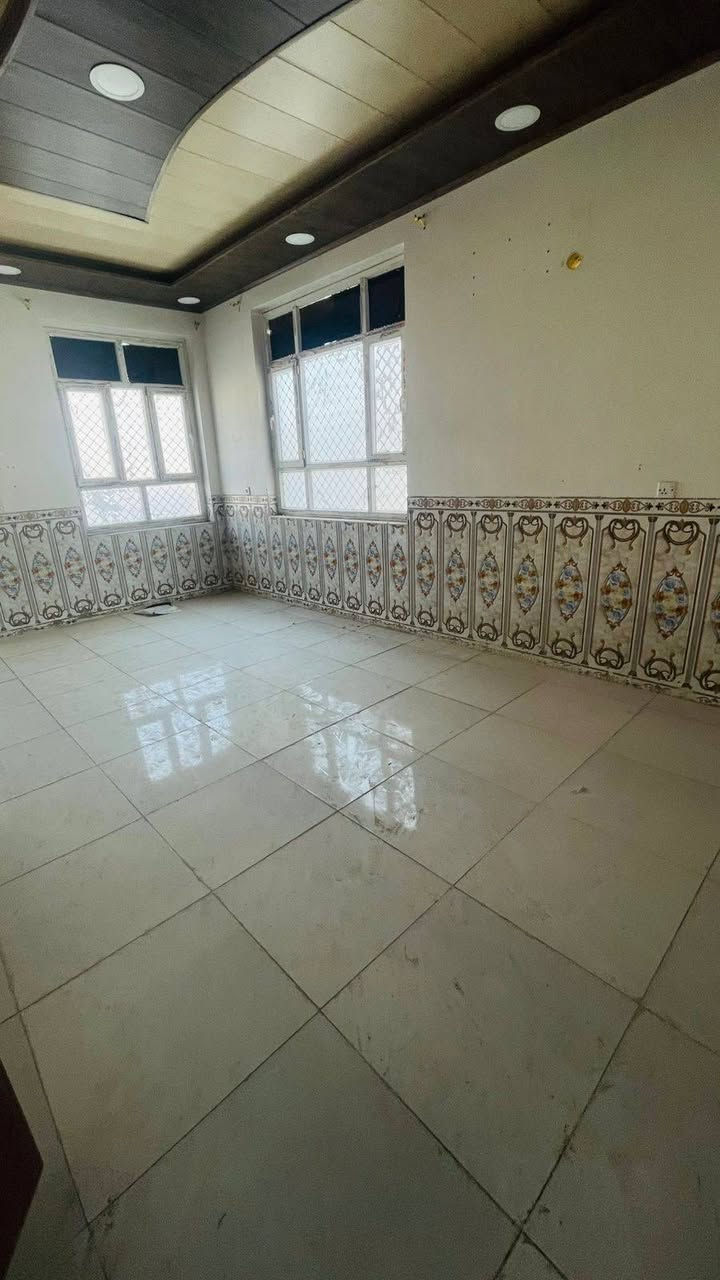 دار للبيع مساحه ٢٦٠ متر طابو صرف

مجمع ارض بابل حي الحسين 

قرب مدرستين

مطلوب ١٠٠

مقدمه ١٠٠ وبيها مجال بسيط 

خدمات فول مدارس اثنين حكوميه

مجاري موجوده

امنيه موجوده

لحك قبل لايفوتك

يرهم مراوس بقطعه بحي الحسين ٣٠٠ متر وينطي فرق

العنوان ابي غرق حي الحسين 

للاتصال والاستفسار المراسله او الاتصال علئ الرقم التالي

***********
