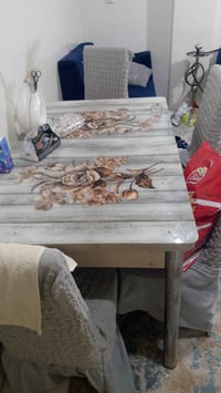 ميز طعام • ٤كراسي