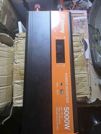 عاكسه اصلي 5000 واط يعني ٢٠ امبير ٢٢٠فولت ١٢ فولت ابوشاشه اي واحد يرده...