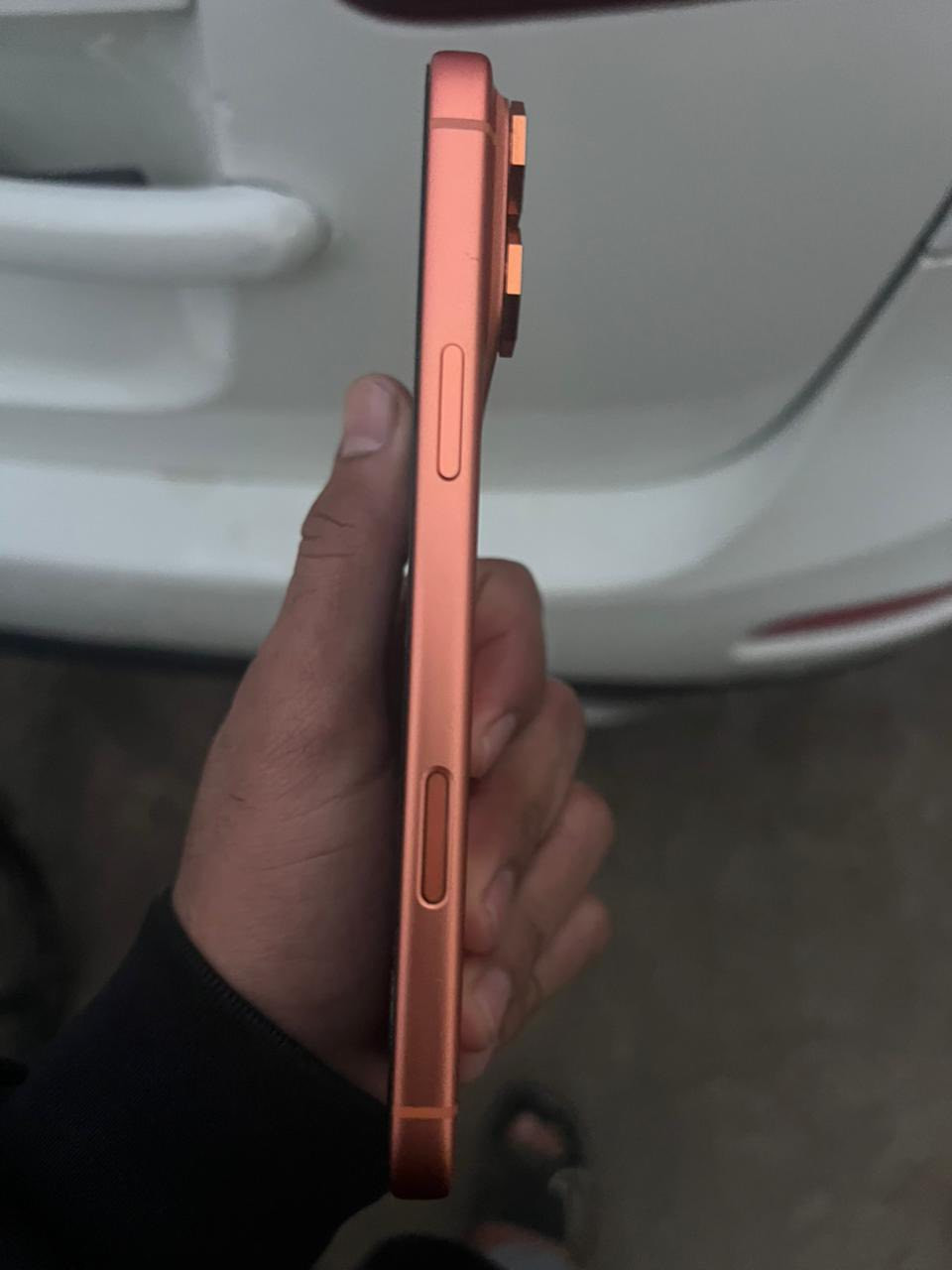 سلام عليكم عندي يفون 17برو ماكس ذاكرته 256بطاريته 100عدادشحنات 107 سعره مليون 875 شراي يراسل ولو شراي لا يضل يعلق. الين. اني محتاج وجي بيع


**إذا كنت صاحب هذا الإعلان وتريد حذفه لأي سبب، رجاءا أرسل رسالة إلى الدعم الفني**