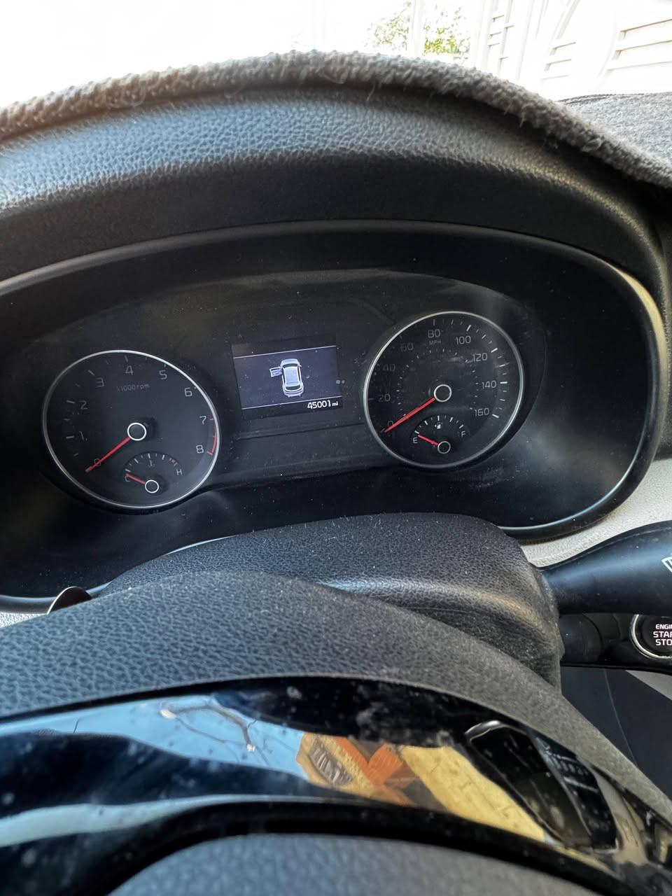 السلام عليكم سبورتج للبيع او مراوس حسب القناعة موديل ٢٠٢١ بسمي وارد أمريكي فول مواصفات جيتي لاين تتفئة وتبريد بالكشنات محرك ٢٤٠٠ بيها صفحا اليمنة والصندوق أثر طخطخة السيارة كلش نظيفة مابيها نقص برغي تبريد قطعتين ثلج سنوية جديدة عنوانها بشخ عمر قرب محطة باب المعظم هاتف *********** الشراري يتصل ويدلل السعر ١٥٥ورقة  أخواتها ١٨٠ بالسوك
