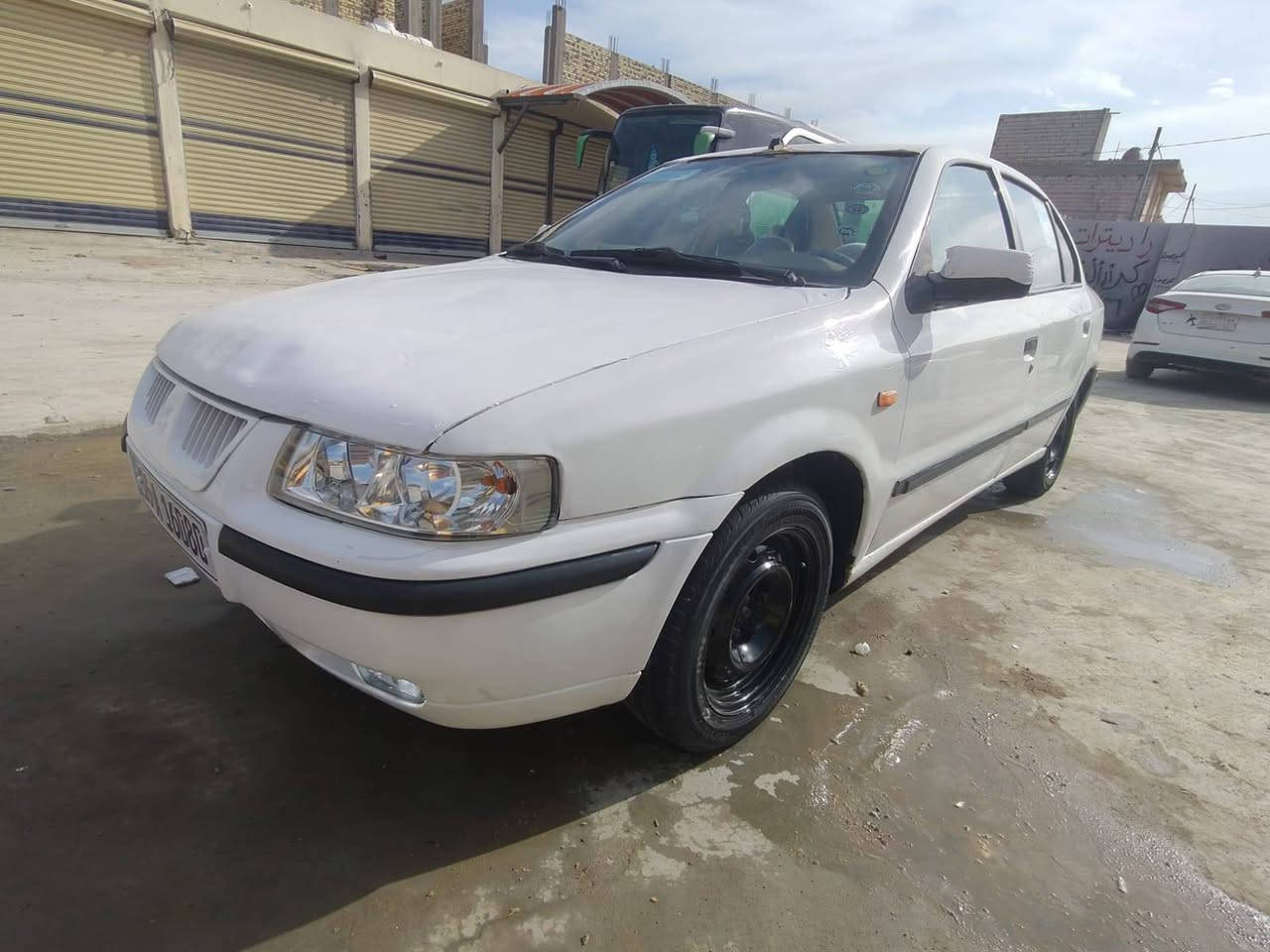 السلام عليكم سمند البيع موديل 12كرستال 
مكفولة من الضربه والصبغ ماعده البنيد طاير ومرجع نفسه 
وهلالات معمره مكينه وكير خير من الله حداديه جديده 
السياره مال جناي السعر 45 مجال بصيط العنوان الديوانية ***********
