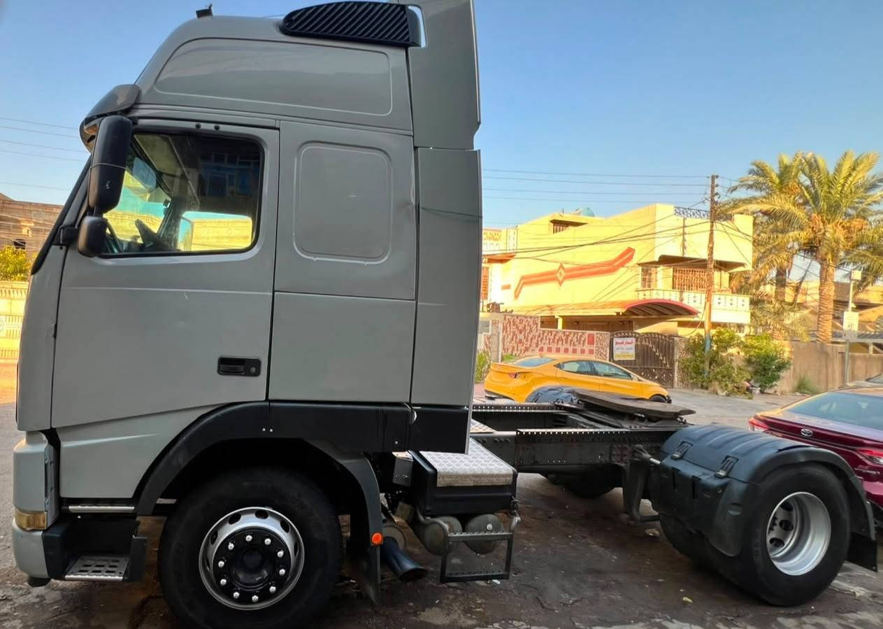 فالفو للبيع موديل ٢٠٠١ ارقام وسنوية وهزة جديدة الحجم ٤٦٠  السعر ١٤٥ $  العنوان بغداد الدورة رقم الهاتف/  *********** يوجد به واتساب
