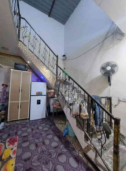 السلام عليكم  بيت زراعي مساحه ١٠٠ متر 
البيت كامل كل نقص مابي  مطبك شتايكر  كامل  بس البيتونه  السقف مالهه جينكو  العنوان حي الرئاسه شارع ٢٠ قرب مكتب الزعيم  سعره ٧٠ وبي مجال بسيط للإستفسار  ***********
