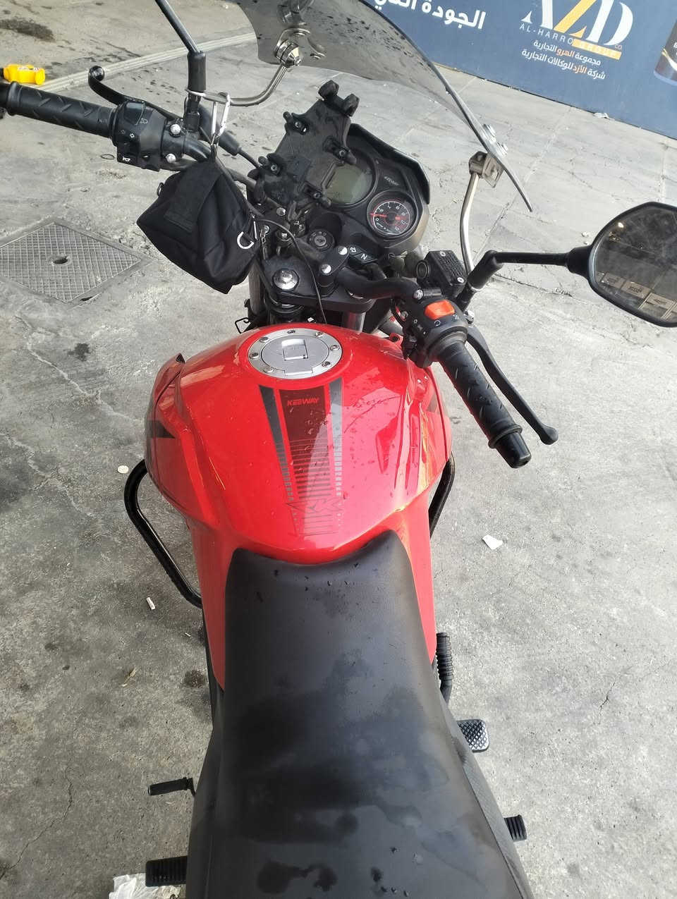 سلام عليكم دراجه نوع RK200 موديل 24 نظيفه وعلى ايدي مداريه ماشيه 27 الف سيلمه من الحادث الدراجه عمليه ورقم اربيل وسليمه من ناحيت كلشي السعر مليونين وميتين وبيه مجال للشراي
*********** بي واتساب متوفر بكل الوقت
