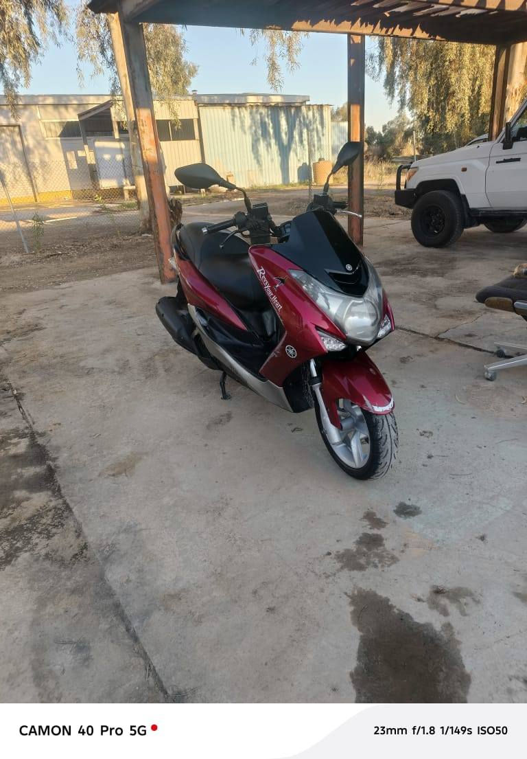 سلام عليكم دراجه ماجسته حديث 
كفاله عامه دراجه نكره سلف 
دراجه خير من الله 
السعر 1200 بيه مجال حك الجيه 
رقم ***********
تصال فقط
