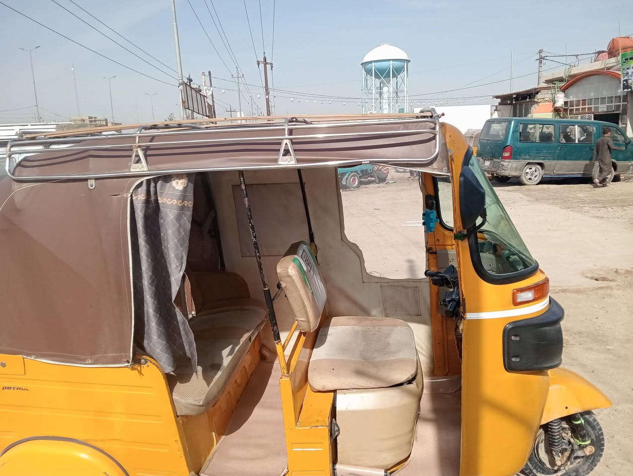 السلام عليكم تكتك للبيع مكاني القاسم   موديل 18 المكينه 20 الاستفسار اتصل ***********
