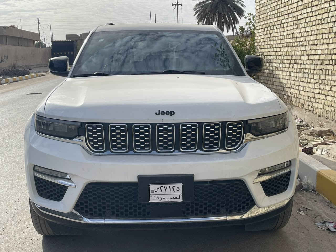 جيب  شيروكي بلاك توب  مديل 2024 
فول مواصفات 
مرقم بغداد كتاب شهداء 
 
يرهم مرواوس 

بدون حادث السيارة  بيه تخريب بابين والجاملغ 
***********
