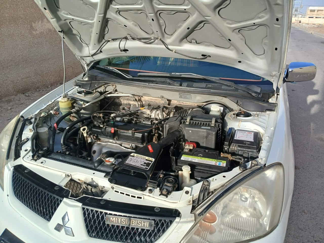 سياره لانسر 2010رقم انكليزي نظافه فوول 
كير اوتماتيك
ميكانيك مكفوول 
حداديه جديده
تخم تاير جديد
كهربائيات كامله
دوشمه جديده 
السياره باسمي تحويل مباشر
مكان السياره ديالى
السعر/92بيهه مجال 
الهاتف/***********
