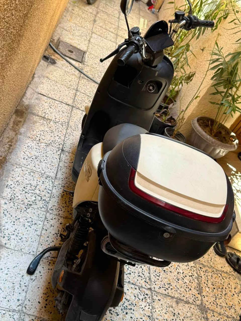 السلام عليكم دراجة شحن مال بيت نضيفة للبيع السعر 450 الف للستفسار على الرقم ***********متوفر وتساب
