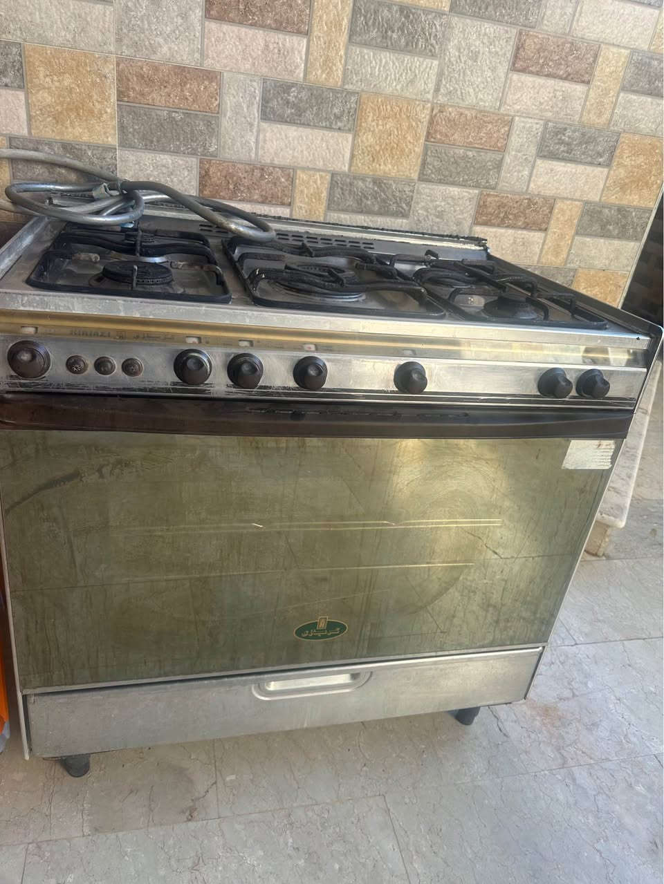 طباخ للبيع صنع في مصر شركة كريازي للصناعات الهندسية
كل العيون شغاله ويجي وياه بيت المنيوم 

*********** عمارة, ميسان
