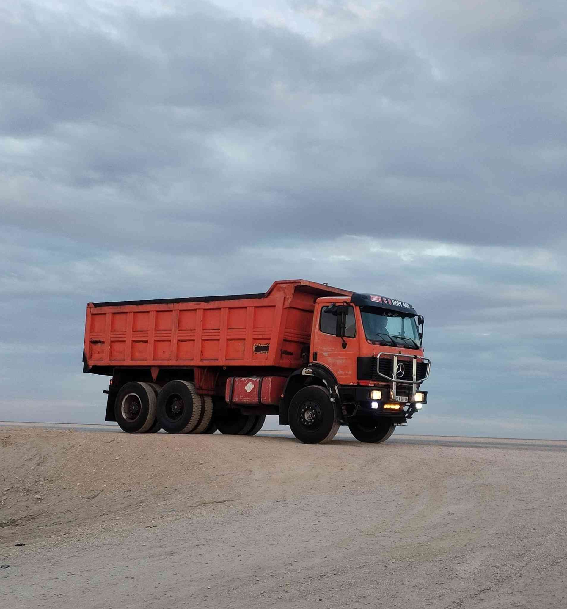 للبيع البي موديل. 82.   أثنى ابلاد قلاب. رقم انكليزي
دولي    مكينه 28 جديده مجموعة نص رباط. عدل
كير برميل للاستفسار ***********  او
*********** مكان السياره الديوانيه الشاميه
