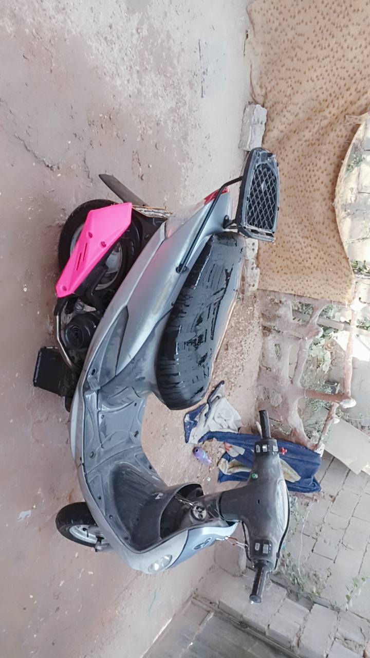 ماكس منغولي كهربائيات شغاله 49 ما مفتوحه كهربائيات صالونصه الرياضيه مكان كربلاء عونن رقم تلفون   *********** سعرها 550 وبيها مجال بسيط
