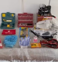 عدة مال سياره • ١٢ قطعة • حقيبة اسعافات