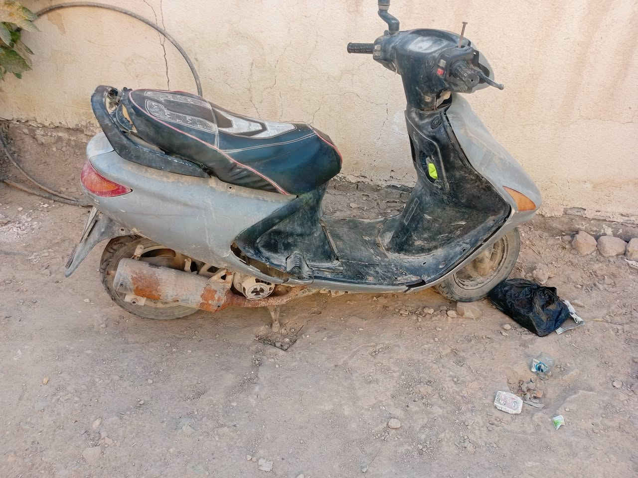 دراجه شغاله. سعرهه ١٢٥.      أبو بيهه مجال


**إذا كنت صاحب هذا الإعلان وتريد حذفه لأي سبب، رجاءا أرسل رسالة إلى الدعم الفني**