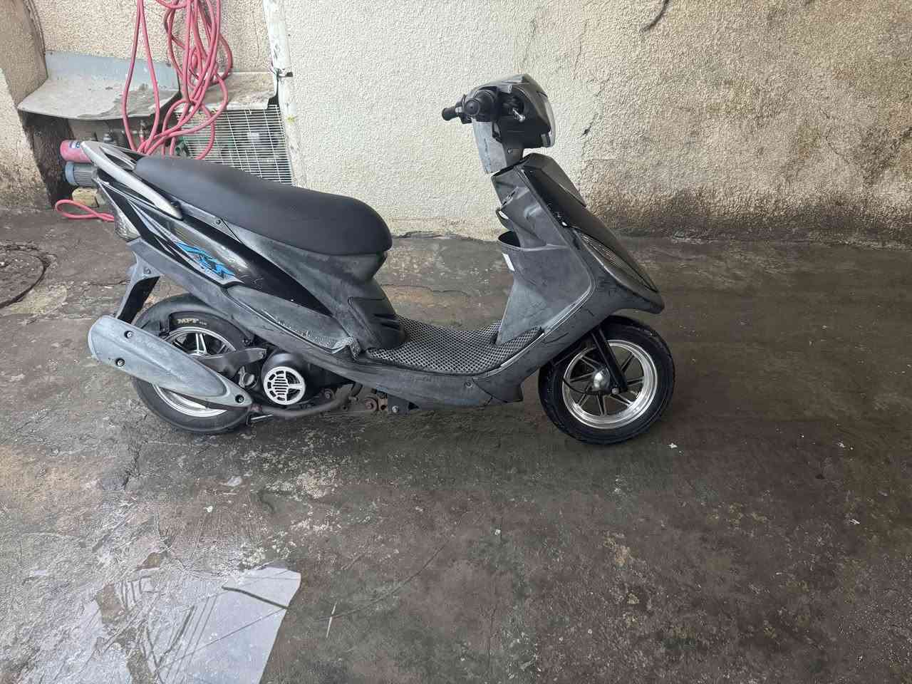 السلام عليكم ماكس عدله للبيع دراجه رمبه نزلته يوم2/19 دراجه بعده وضع البلادجيب وياك 10فيتريهة وتعال الدراجه جديده جدا تخم تاير كله جدد عل وضع البلاد السعر مليون وبيه مجال حك الجيه المكان بغداد حي العامل رقم الهاتف ***********موجود خاص
