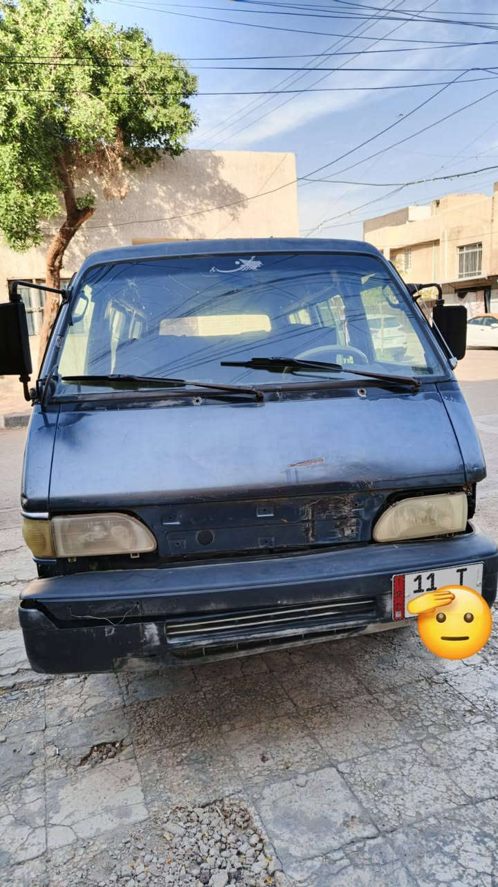 السلام عليكم...كيه بسته موديل 1995 رقم إنكليزي اجره سنويه بسمي لل٢٠٣٠ السياره بسمي ماعليه غرمات مصفره...مكينه كير اكسل خير من الله باتري جديد حداديه جديد مشط ستيرن جديد باور جديد بك لايت خلفي موجود مع المسطره كامل بس مشاده ... شواصي اماميه معمره وباقي الخياس كدام عينك... السعر 40وبيه مجال للشراي ***********
