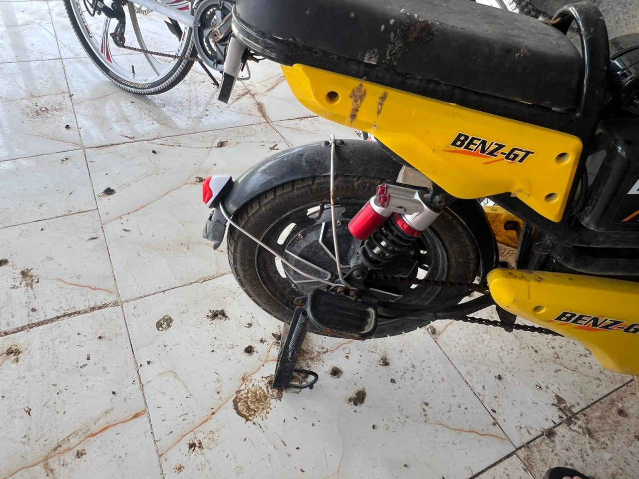 ماطور شحن سعرة200 بي مجال قليل


**إذا كنت صاحب هذا الإعلان وتريد حذفه لأي سبب، رجاءا أرسل رسالة إلى الدعم الفني**