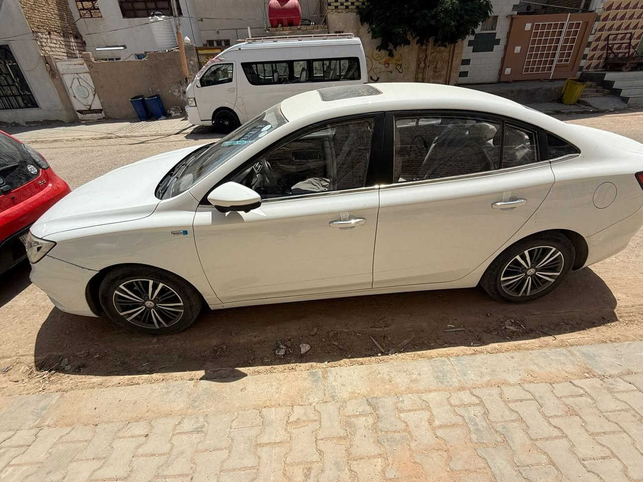 سيارة 2023 فول مواصفات رقم اربيل ماشية 43،000 السعر 107 وبيه مجال
***********
