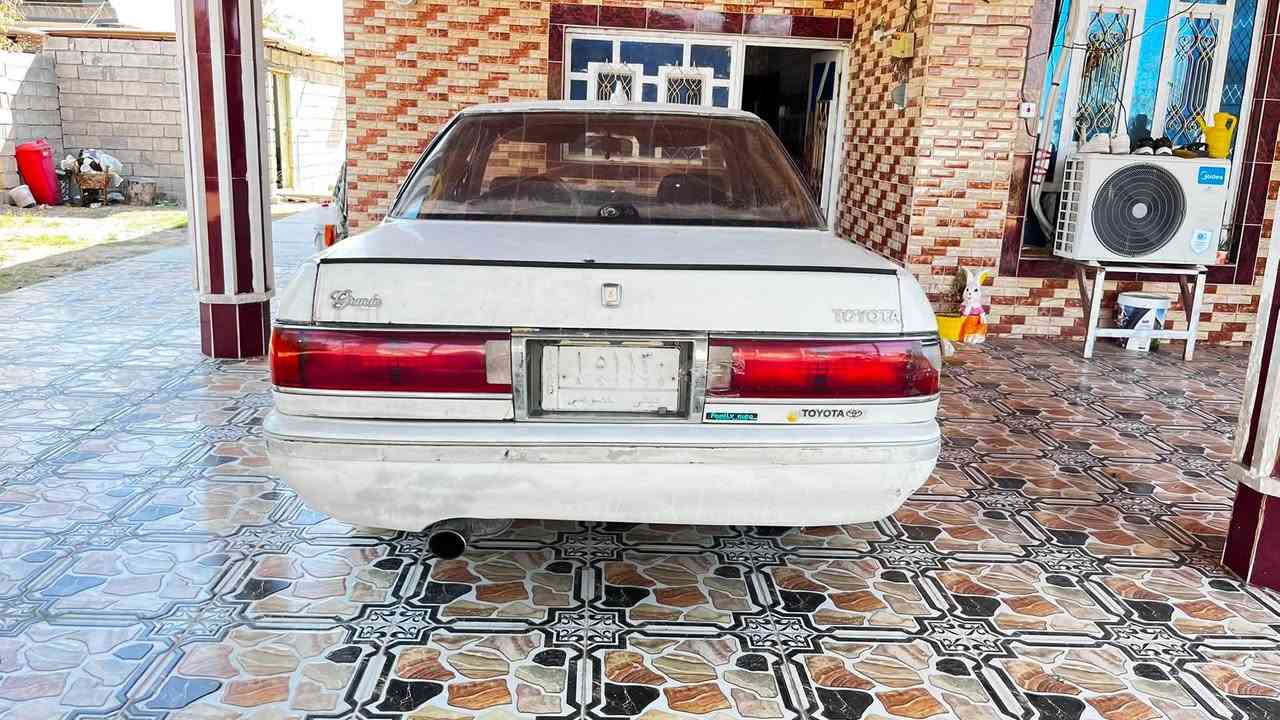 مارك عظم موديل 1991 للبيع
كير مكينة قبل 4 اشهر شادهن حاويه  2.5 ونجي محرك 6 سلندر لا تنقيص ولا تبخير ولا صرف سياره نظيفه وكاعده تبريد بس فان يشتغل ما مسوي. 
كهربائيات شغاله 
عنوان ديالى المقداديه السعر 39 وبيها مجال بسيط حك الجيه للاستفسار الاتصال على الرقم ***********
