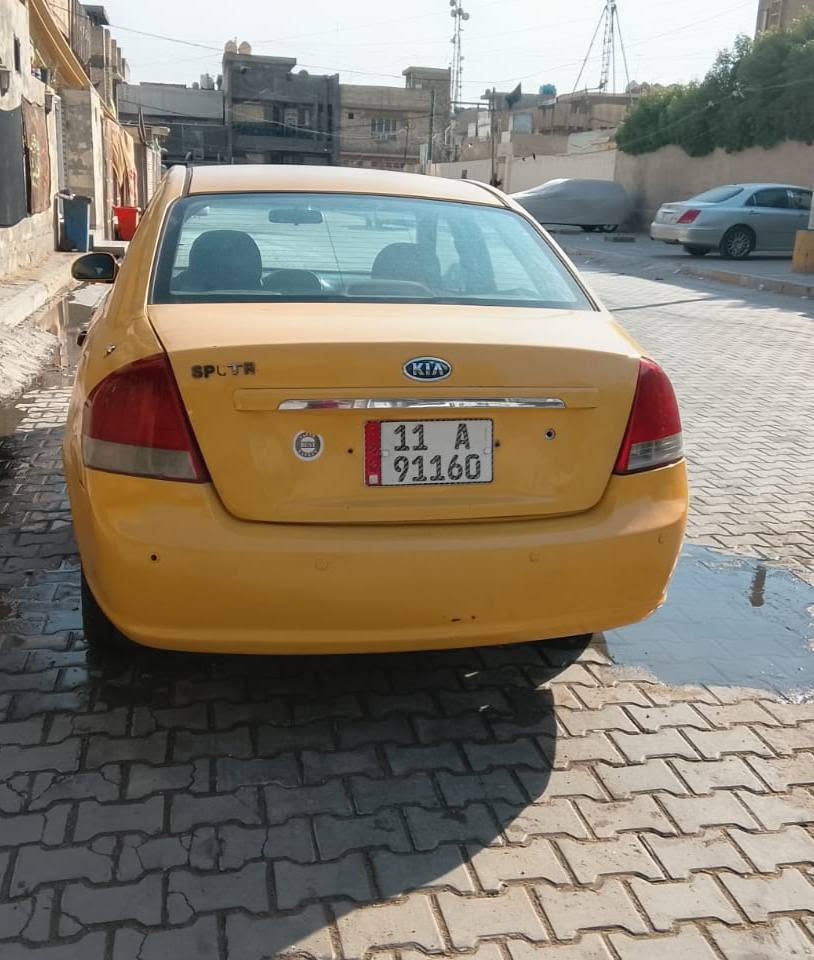 السلام عليكم 
كية سبكترة للبيع 2008 بأسمي رقم بغداد انكليزي السعر 67 وبيها مجال 
للتواصل عبر الرقم ***********
